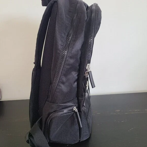 NWOT BREITLING Backpack Black Jet Team American Tour Bags